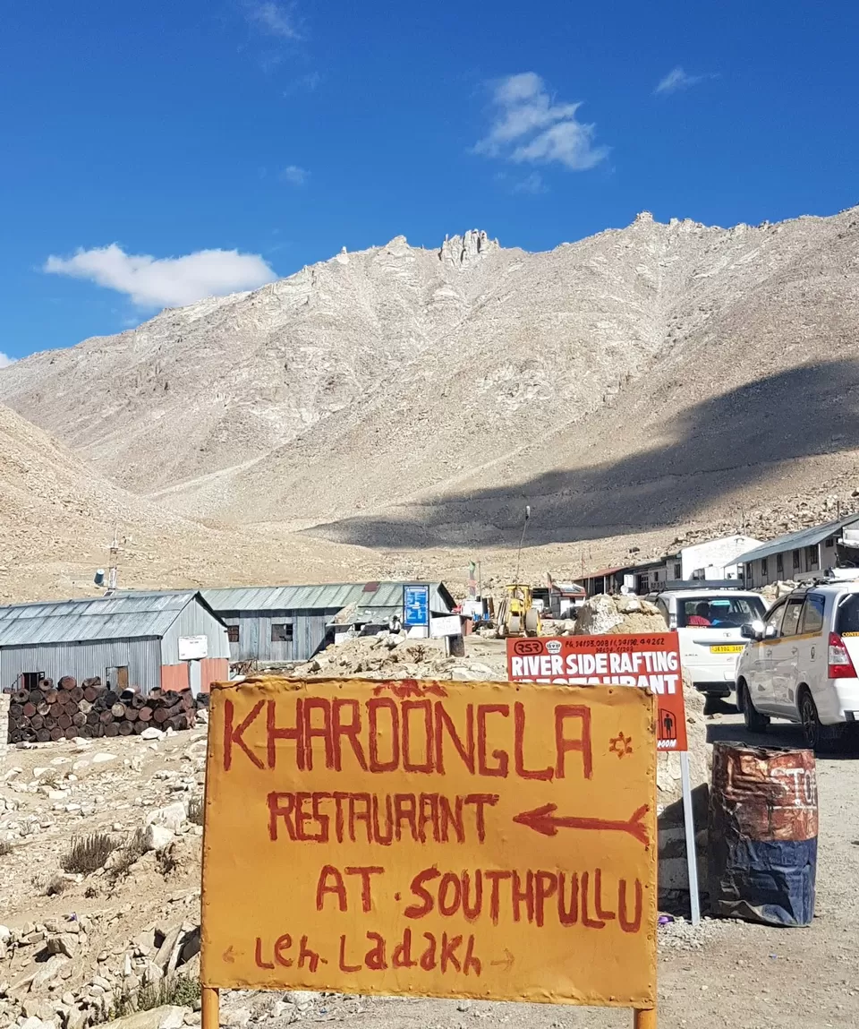 Photo of Khardung La by Just too Umezing