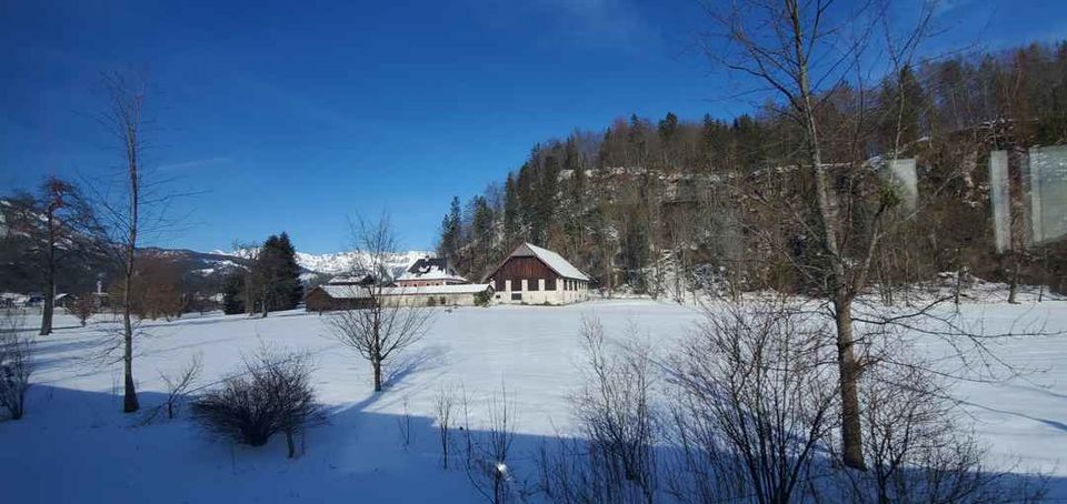 Photo of Dreamy Winter Wonderland- Hallstatt, Austria by Swati Goyal