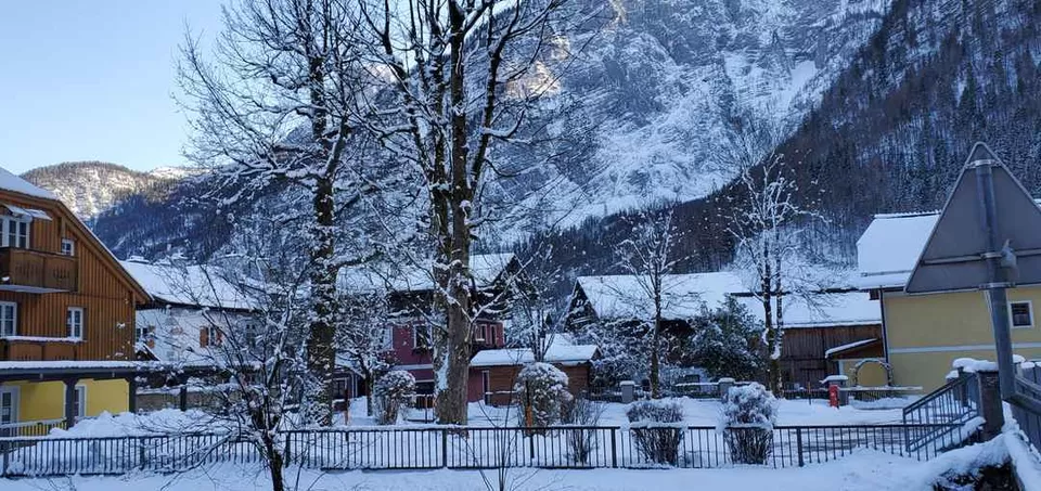 Photo of Dreamy Winter Wonderland- Hallstatt, Austria by Swati Goyal