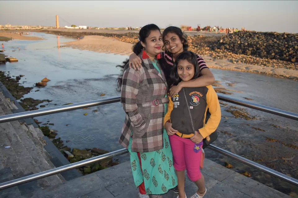 Photo of Dwarkadhish Temple by Ayantika Chakraborti