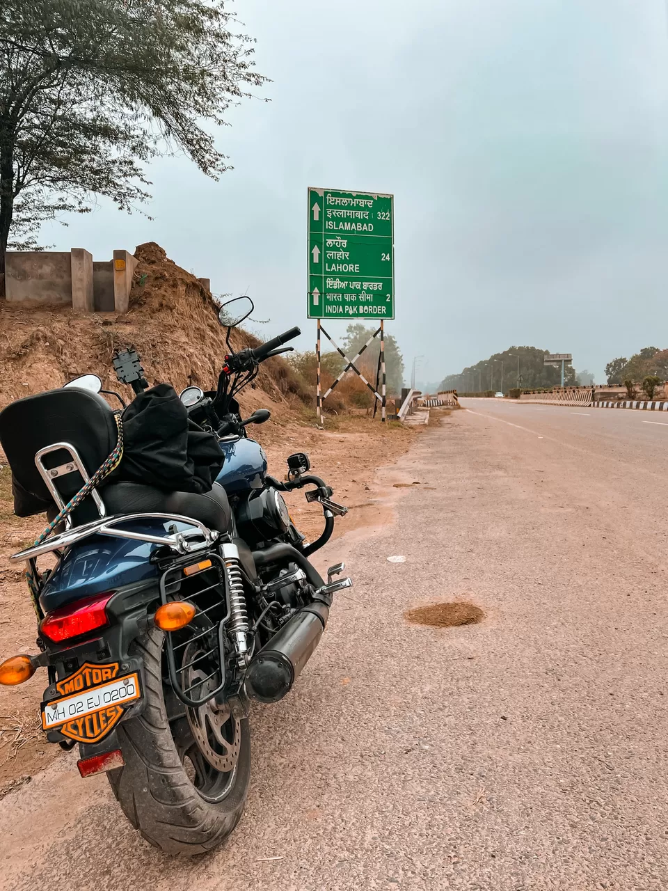 Photo of wagah border ವಾಘಾ ಗಡಿ, Wagah, Hardo Rattan, Punjab, India by 2wheeled Paradise