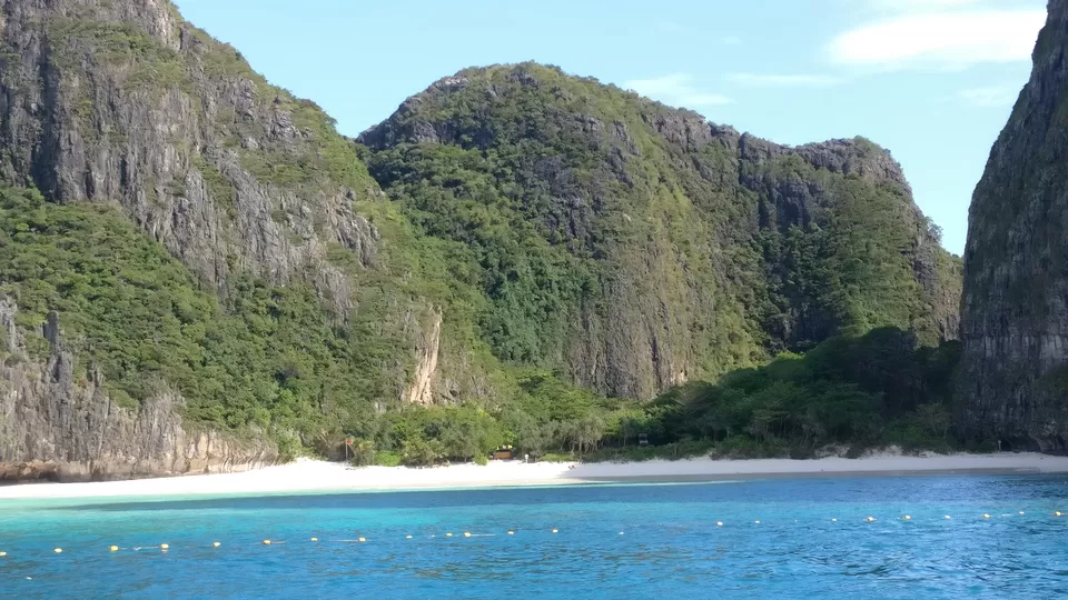 Photo of Maya Bay, Thailand by Pramod Krishna Prasad