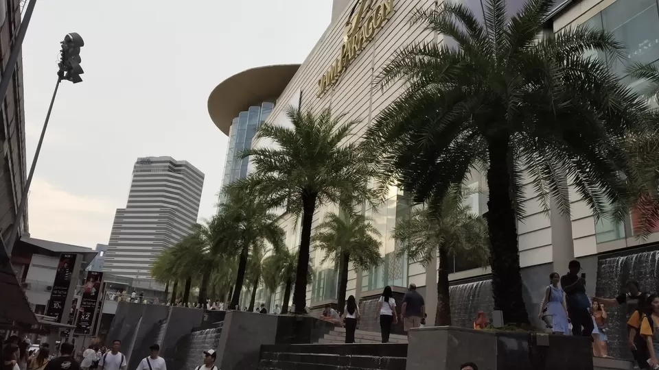 Photo of Siam Paragon, Rama I Road, Pathum Wan, Pathum Wan District, Bangkok, Thailand by Pramod Krishna Prasad