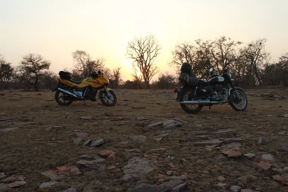 Photo of GARADIA MAHADEV, Dabi, Rajasthan, India by corporateslave