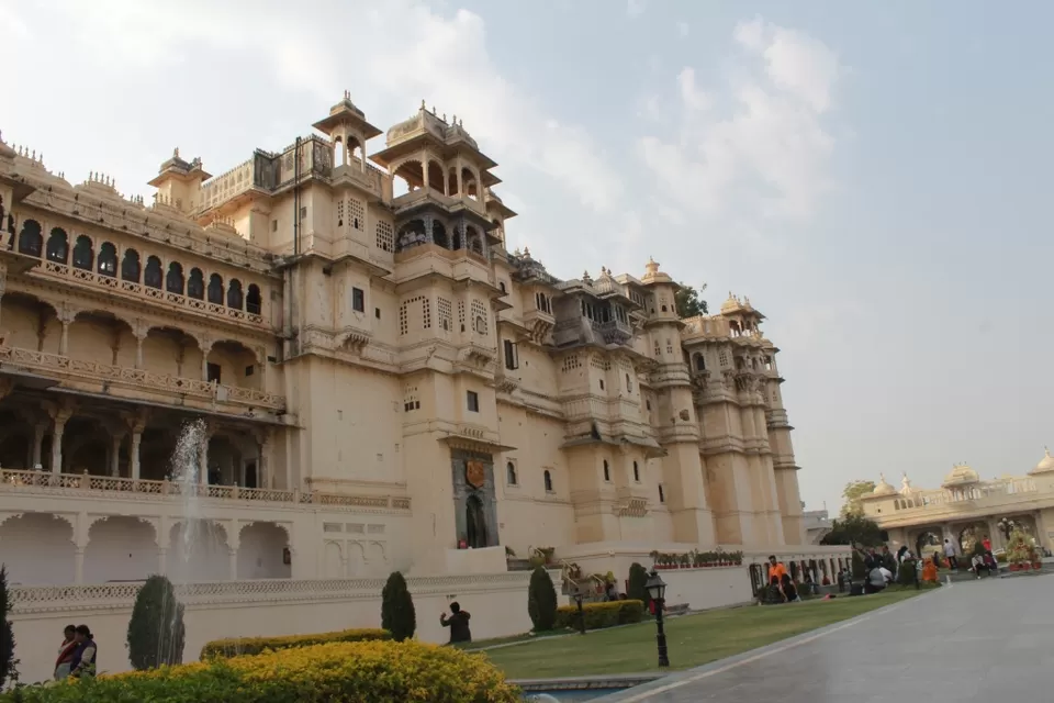 Photo of City Palace, Udaipur, Rajasthan, India by corporateslave