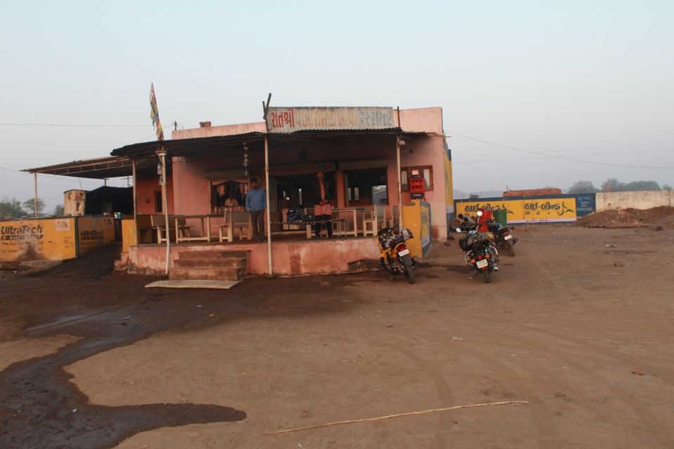 Photo of Two Wheeling Starting From Mathura through Rajasthan, Gujarat, Diu and finally to reach Maharastra by corporateslave