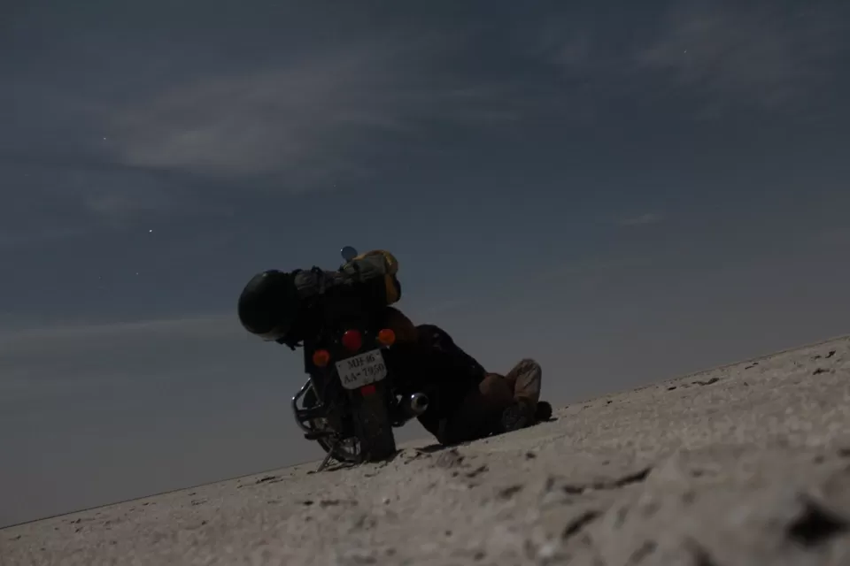 Photo of White Desert/Rann Of Kachchh, Bhuj, Gujarat, India by corporateslave