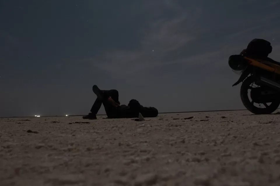 Photo of White Desert/Rann Of Kachchh, Bhuj, Gujarat, India by corporateslave