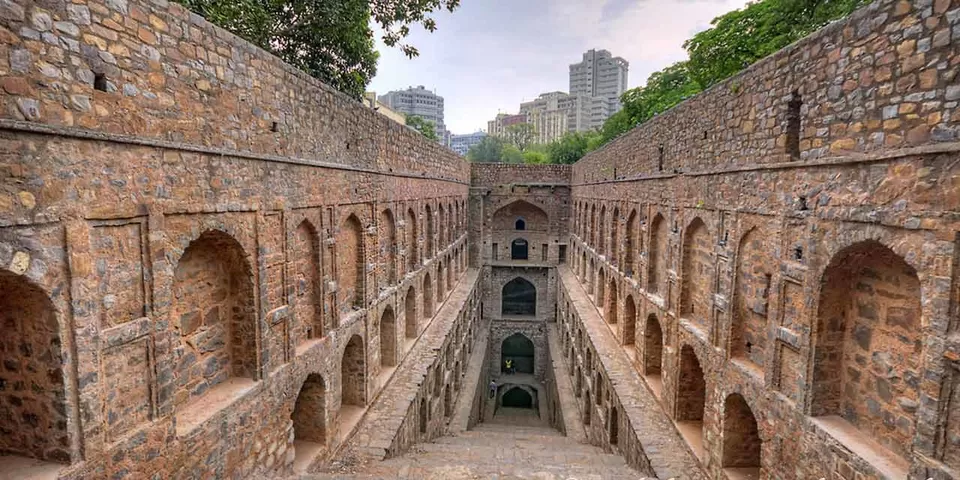 Photo of Agrasen ki Baoli, Hamdard Nagar, Vakil Lane, Mandi House, New Delhi, Delhi, India by Aahna