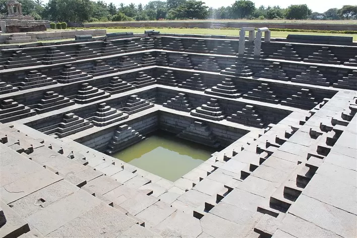 Photo of Pushkarani, Hampi, Karnataka, India by Aahna