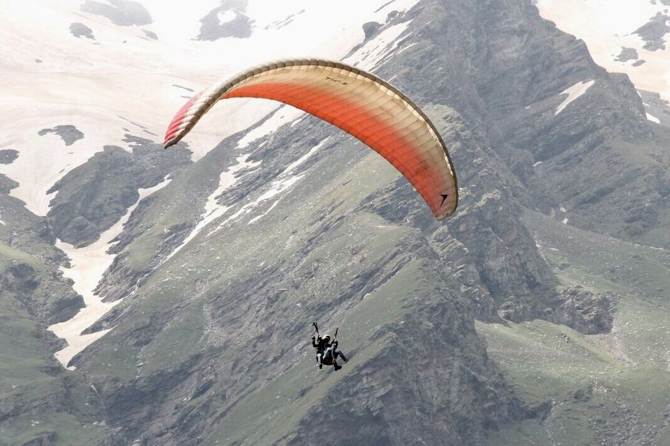 Photo of Manali, Himachal Pradesh, India by Aahna
