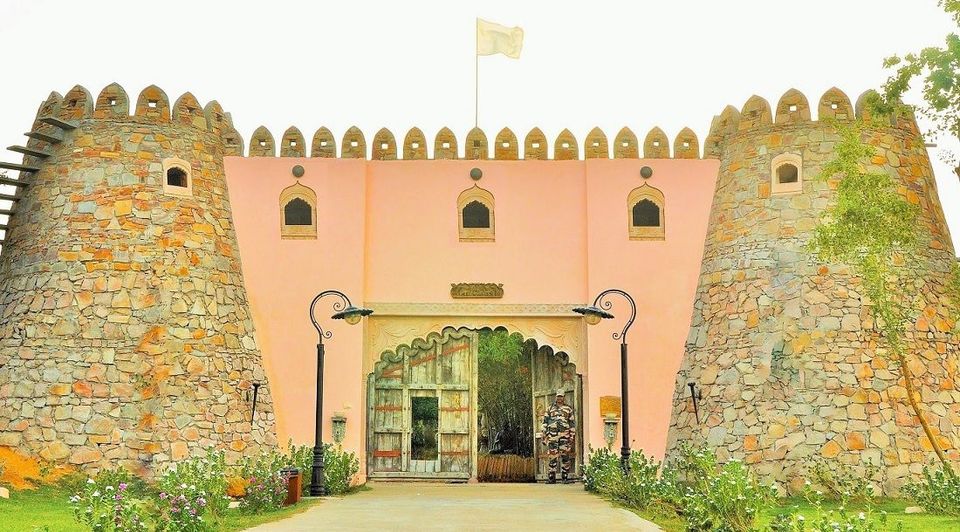 Photo of Lohagarh Fort Resort, Kukas, Jaipur, Rajasthan, India by Aahna