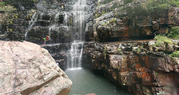 Photo of Talakona Waterfalls, Tirupathi, Andhra Pradesh, India by Aahna