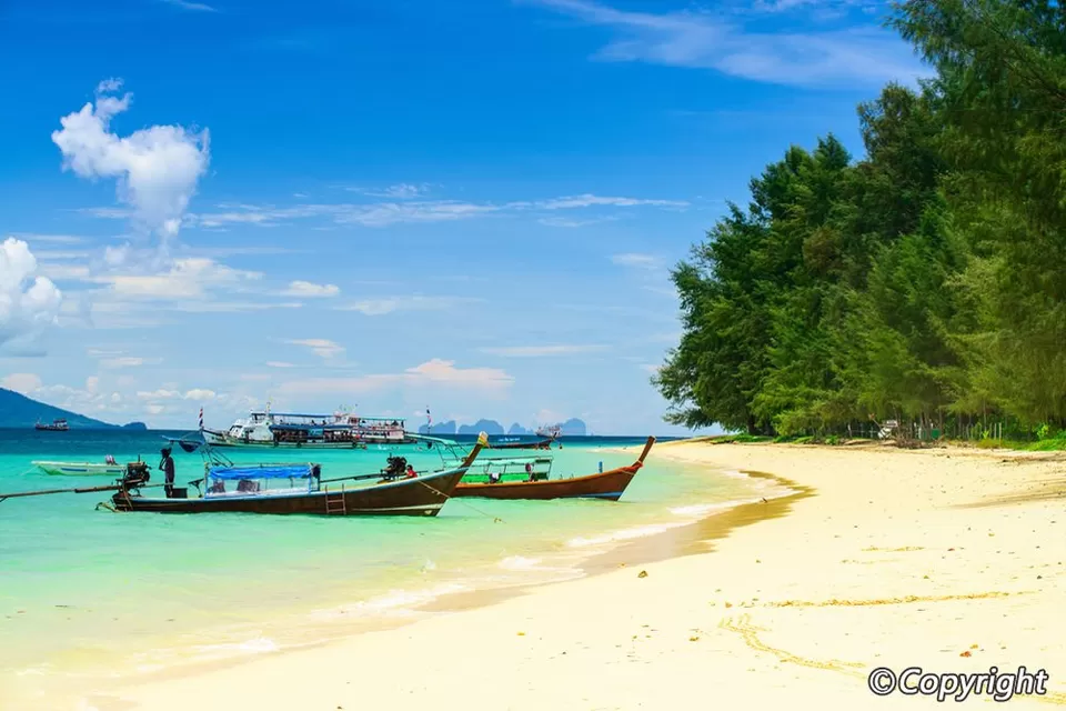 Photo of Koh Kradan, Ko Libong, Kantang District, Trang, Thailand by Aahna