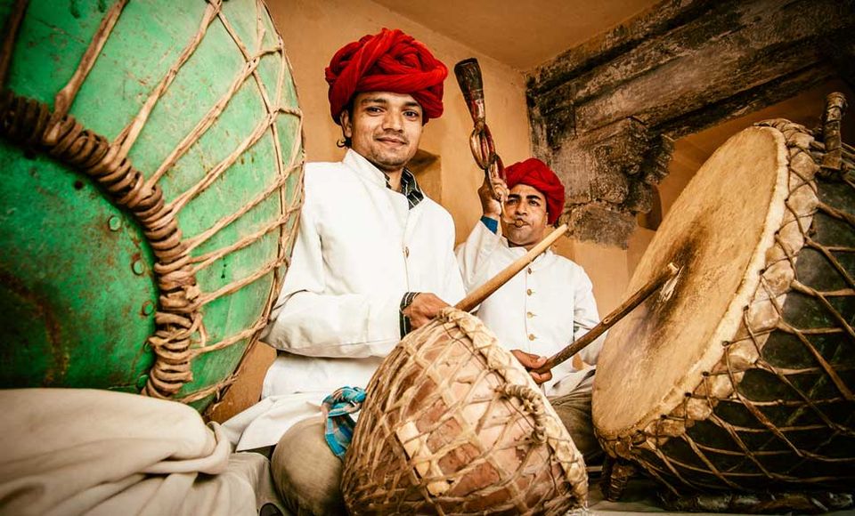 Photo of Calling All Music Lovers – You Need to Head to these Indian Cities to Sing Your Heart Out! by Aahna