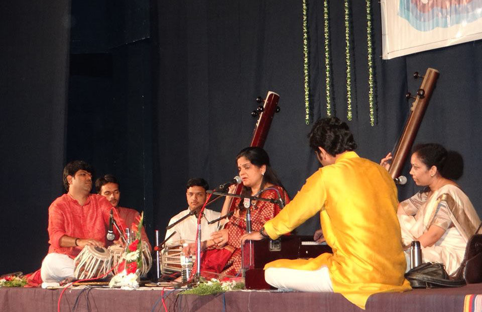 Photo of Calling All Music Lovers – You Need to Head to these Indian Cities to Sing Your Heart Out! by Aahna