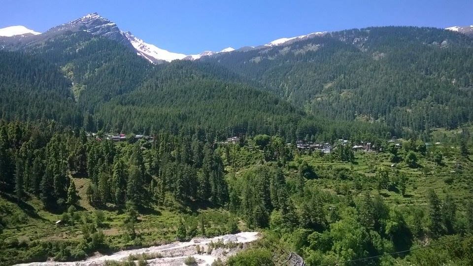 Photo of The Other Side of ‘Parvati Valley’: Rainbow Gathering in India, Kheerganga 2/7 by Jacinth Paul