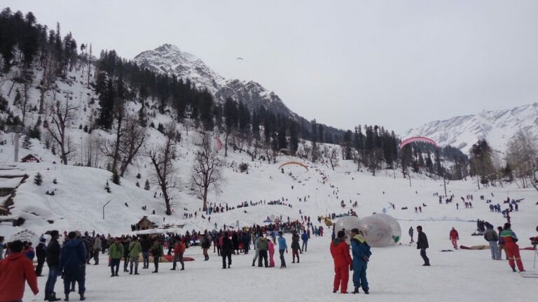 Photo of MANALI : The City in the Mountains by BUSINESS BITES