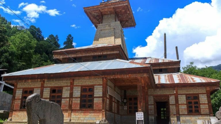Photo of MANALI : The City in the Mountains by BUSINESS BITES