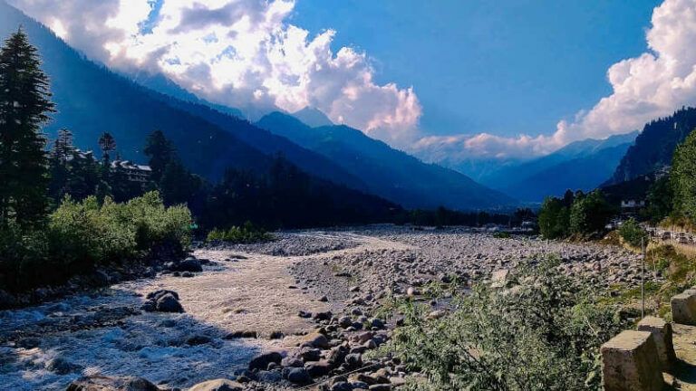 Photo of MANALI : The City in the Mountains by BUSINESS BITES