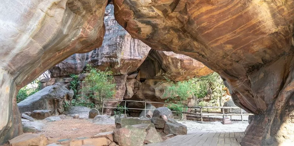 Photo of Bhimbetka rock shelters by BUSINESS BITES