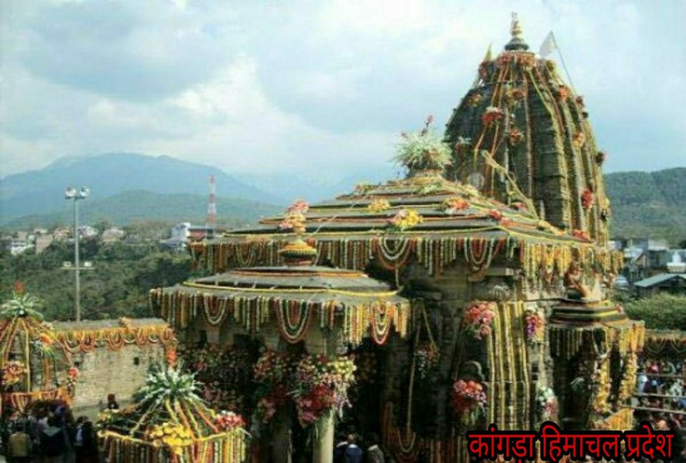 Photo of भारत के ऐसे 5 स्थान जहाँ श्रीराम की नहीं बल्कि रावण की पुजा होती है by nomadic_mahendra