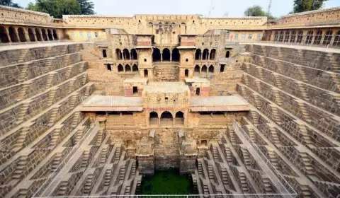 Photo of क्या आपको राजस्थान की चांद बावड़ी की यह बातें पता है? जो विश्व की सबसे बड़ी और गहरी है! by nomadic_mahendra