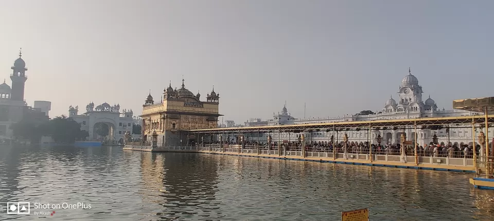 Photo of Amritsar Golden Temple by akash chavan