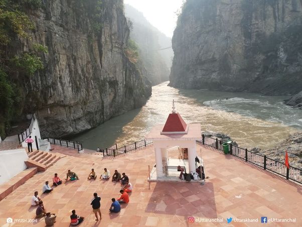 Photo of পৌরাণিক নানা কাহিনির সাক্ষী এই নেপাল সীমান্তবর্তী অঞ্চল চম্পাওয়াতের পূর্ণগিরি মন্দির... by Surjatapa Adak
