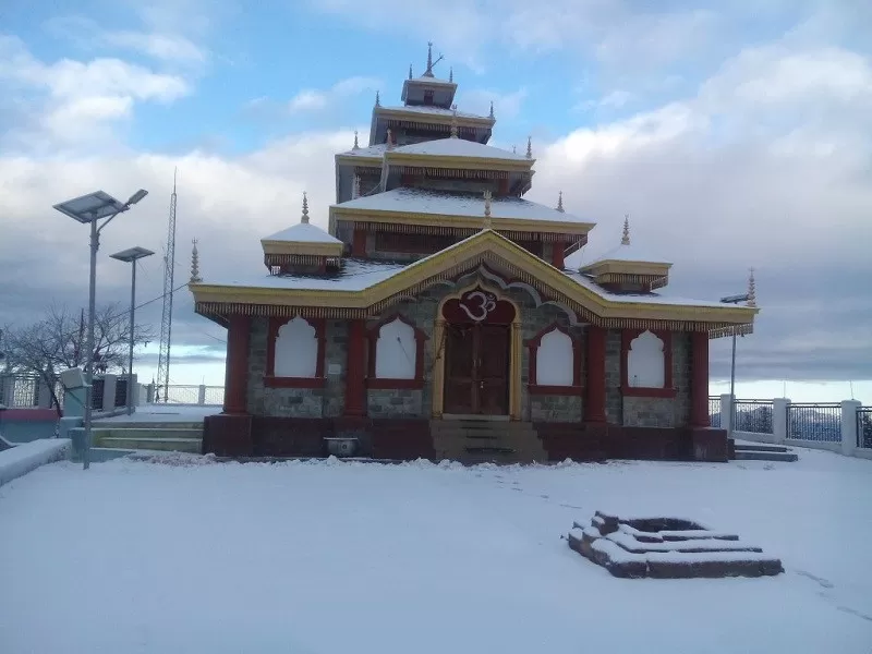 Photo of Surkhanda Devi Temple,Chamba,Tehri Garhwal, Brahmanwala, Dehradun, Uttarakhand, India by Surjatapa Adak