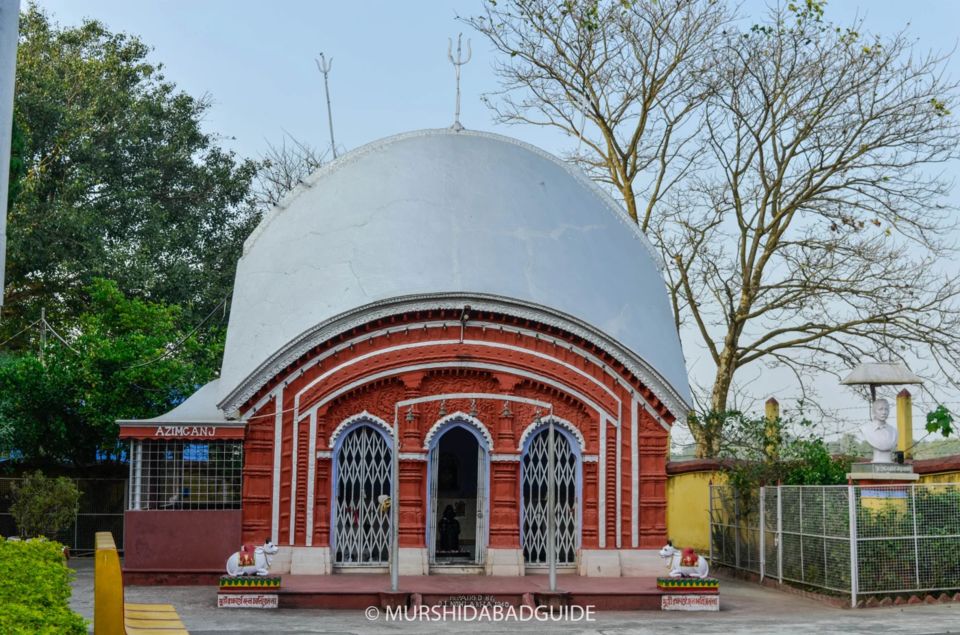 Photo of পশ্চিমবঙ্গের মুর্শিদাবাদ জেলার এই মন্দিরটি দেখে আপনি অবাক হতে পারেন... 1/4 by Surjatapa Adak