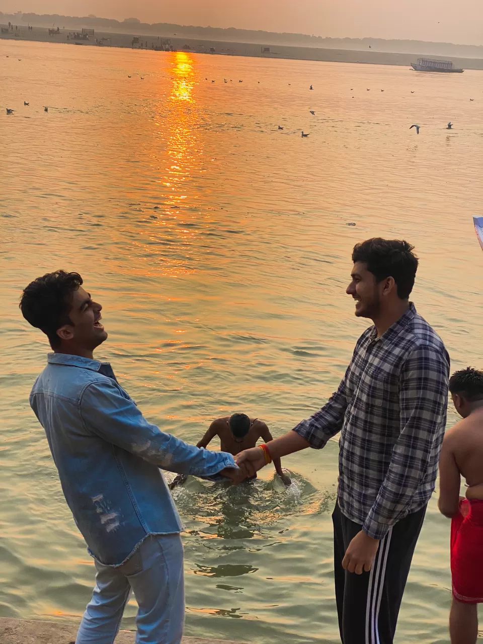 Photo of VARANASI 3 Day Itinerary by Soumil Agarwal (Soumilvlogs)