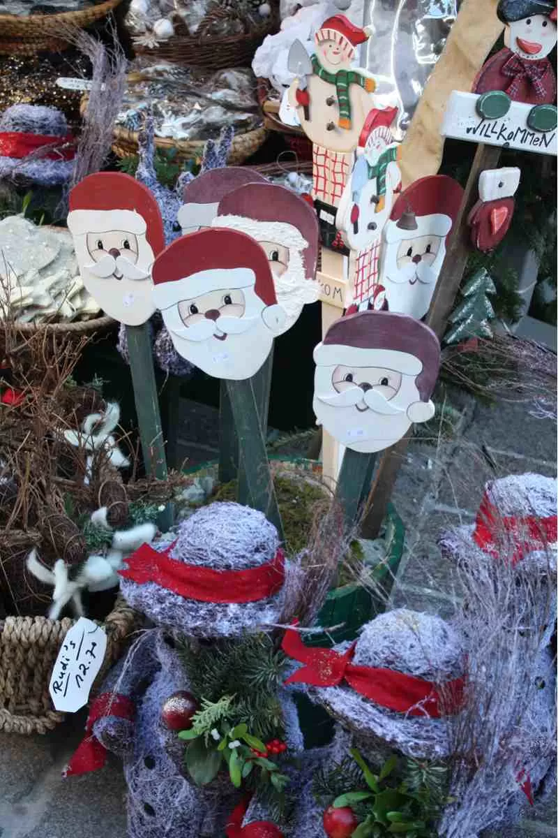 Photo of Christkindlmarkt am Marktplatz, Innsbruck, Austria by Monika