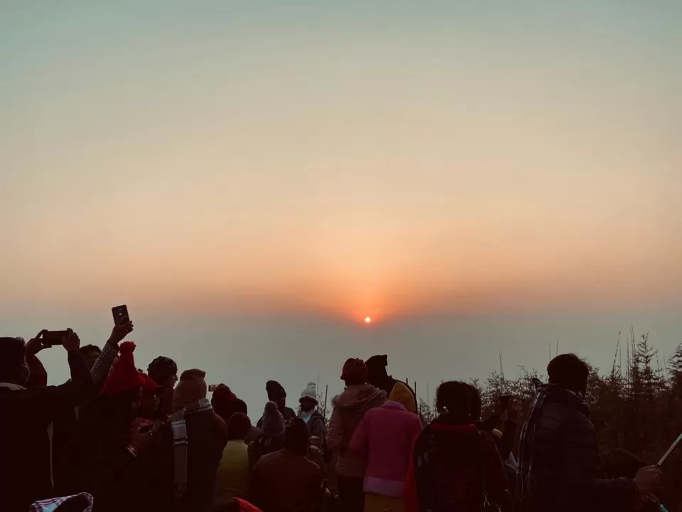 Photo of Tiger Hill Sunrise Observatory, Darjeeling, West Bengal, India by Bhatura&Samosa