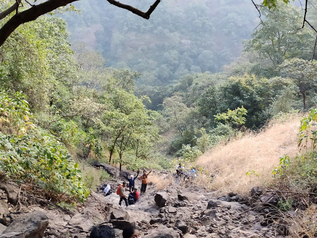 Photo of A weekend road trip from Pune to Queen of Hill stations by Supriya Patath