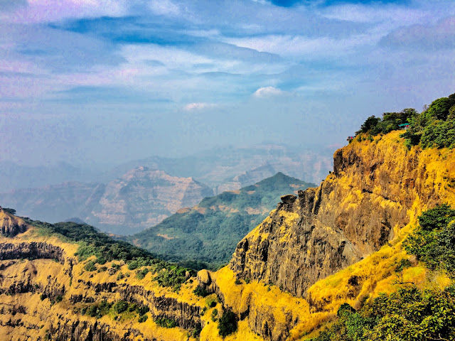 Photo of A weekend road trip from Pune to Queen of Hill stations by Supriya Patath