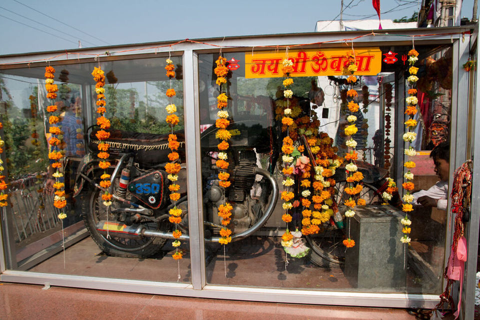 Photo of Chapter-1 बन्ना कि बुलेट और ओम बन्ना का मंदिर by Welcome_to_the_Rishy's_vlog