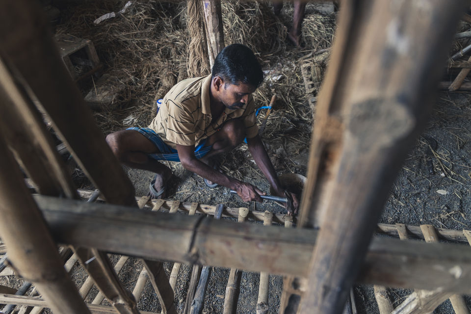 Photo of Photoblog - A Story of Durga Idol Makers , Indore 8/56 by Kshitish Pandey