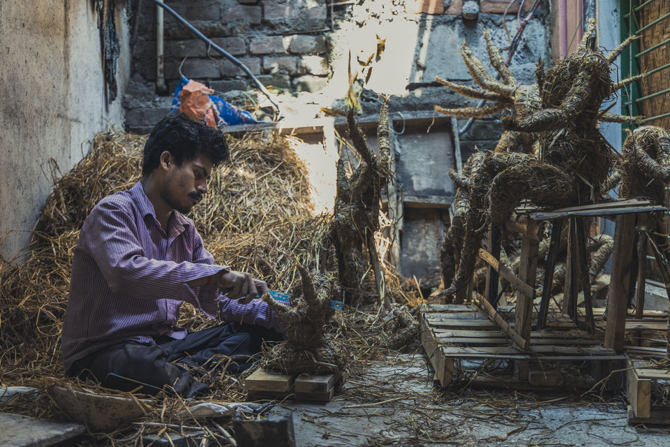Photo of Photoblog - A Story of Durga Idol Makers , Indore 11/56 by Kshitish Pandey