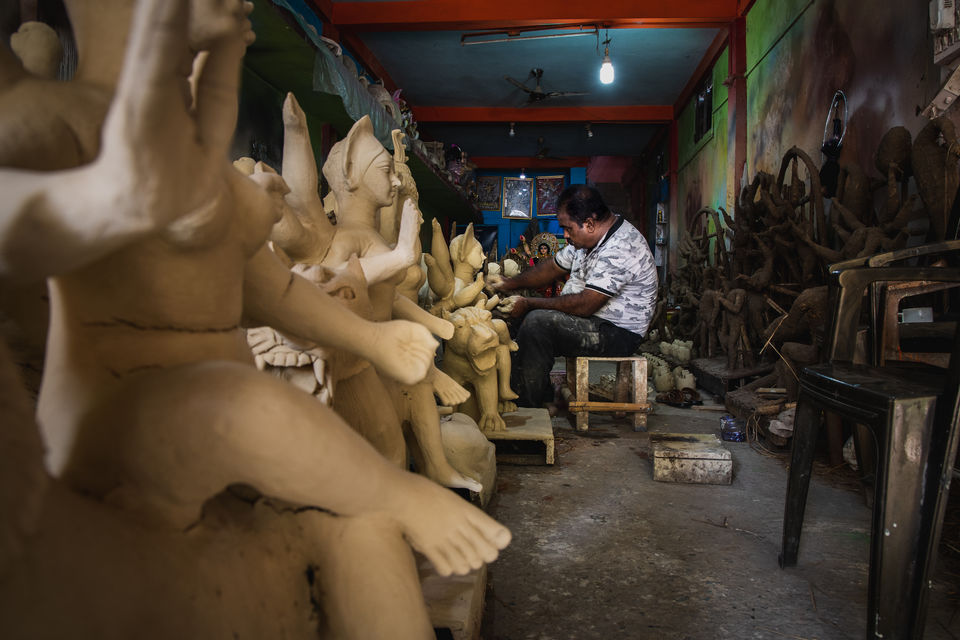 Photo of Photoblog - A Story of Durga Idol Makers , Indore 18/56 by Kshitish Pandey