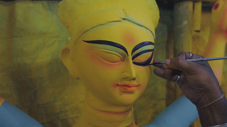 Photo of Photoblog - A Story of Durga Idol Makers , Indore 30/56 by Kshitish Pandey