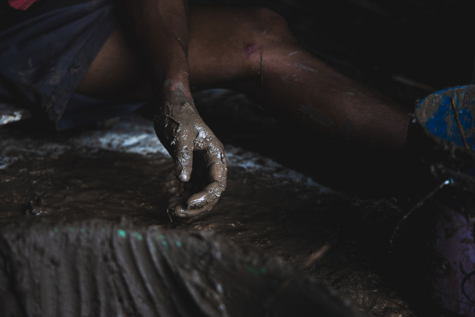 Photo of Photoblog - A Story of Durga Idol Makers , Indore 41/56 by Kshitish Pandey