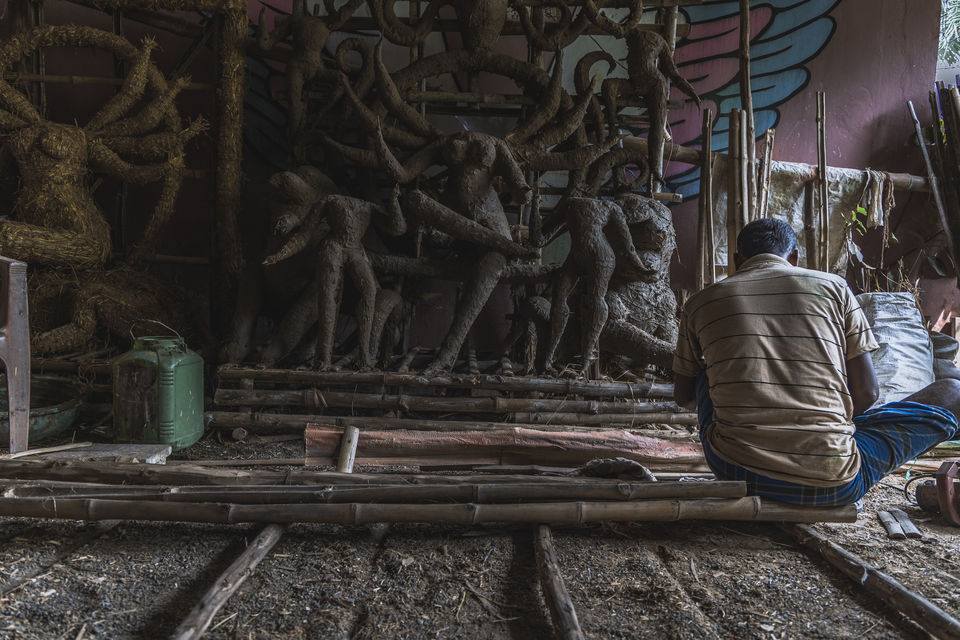 Photo of Photoblog - A Story of Durga Idol Makers , Indore 49/56 by Kshitish Pandey