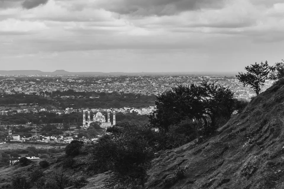Photo of A Day in Aurangabad - Bibi ka Maqbara and Gogababa Tekri by Kshitish Pandey