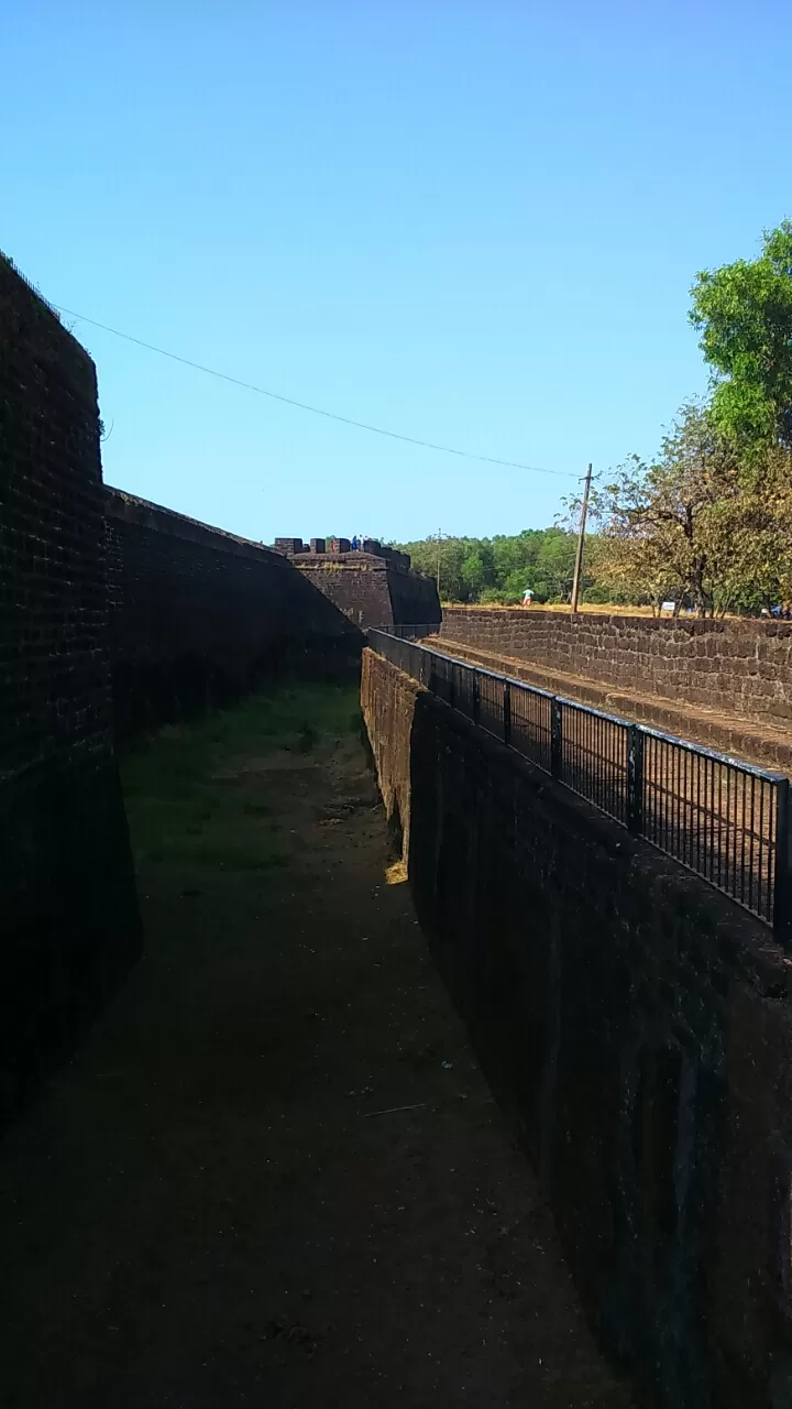 Photo of Aguada Fort, Aguada Fort Area, Candolim, Goa, India by Chetana Didugu