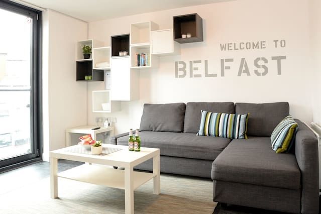 Photo of Belfast, UK by Chris