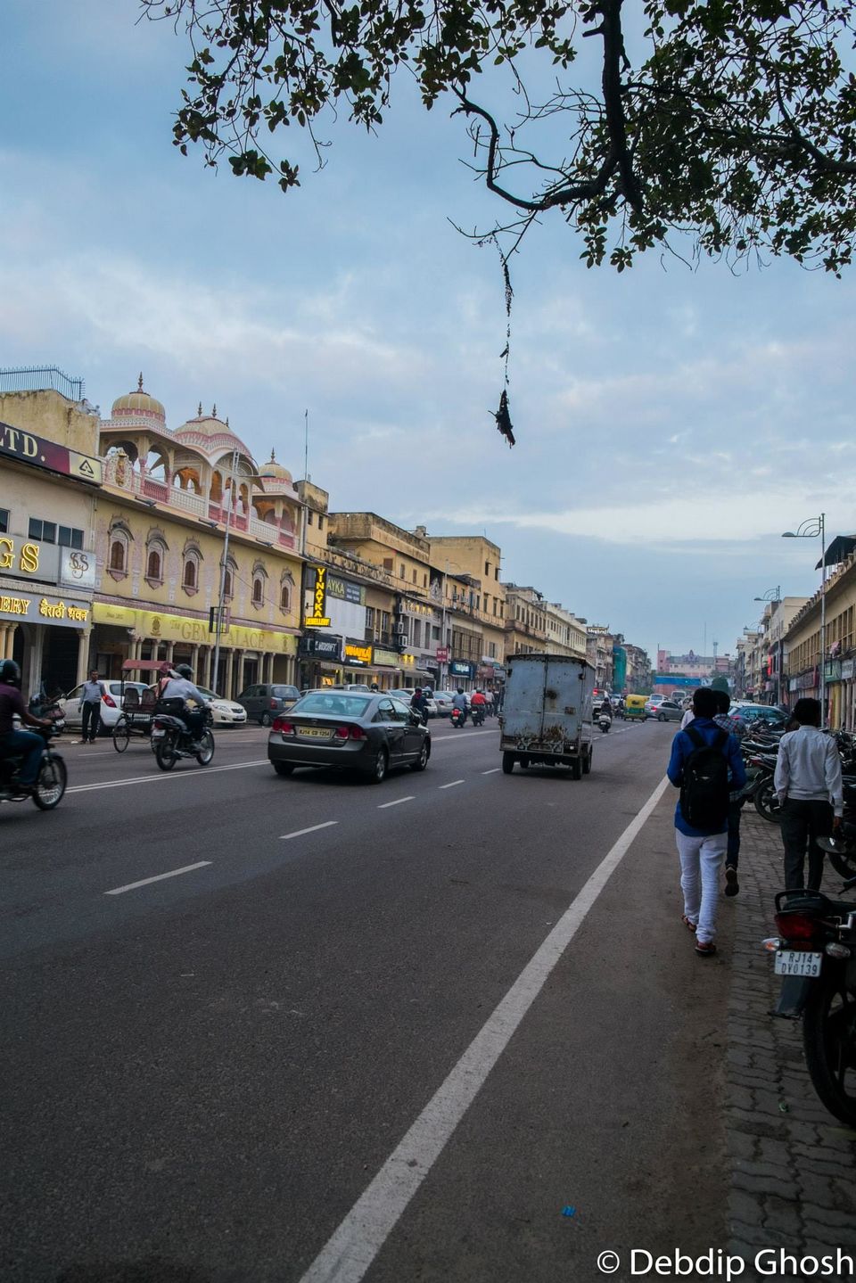 Photo of City of Royals – II by Debdip Ghosh