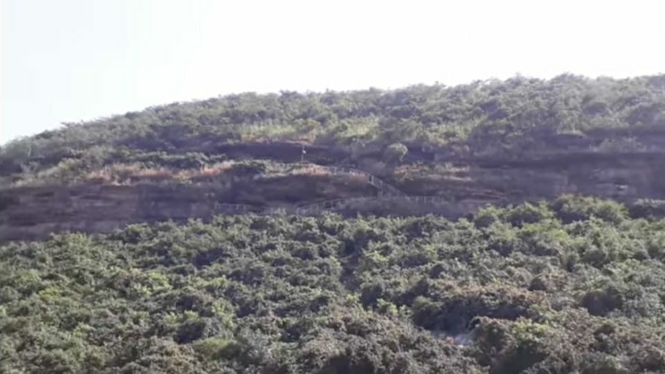 Photo of उत्तर प्रदेश की बौद्ध गुफा की एक दास्तान : खोजकर्ता की मृत्यु उजागर कर गई एक प्राचीन रहस्य by Walia Sachin