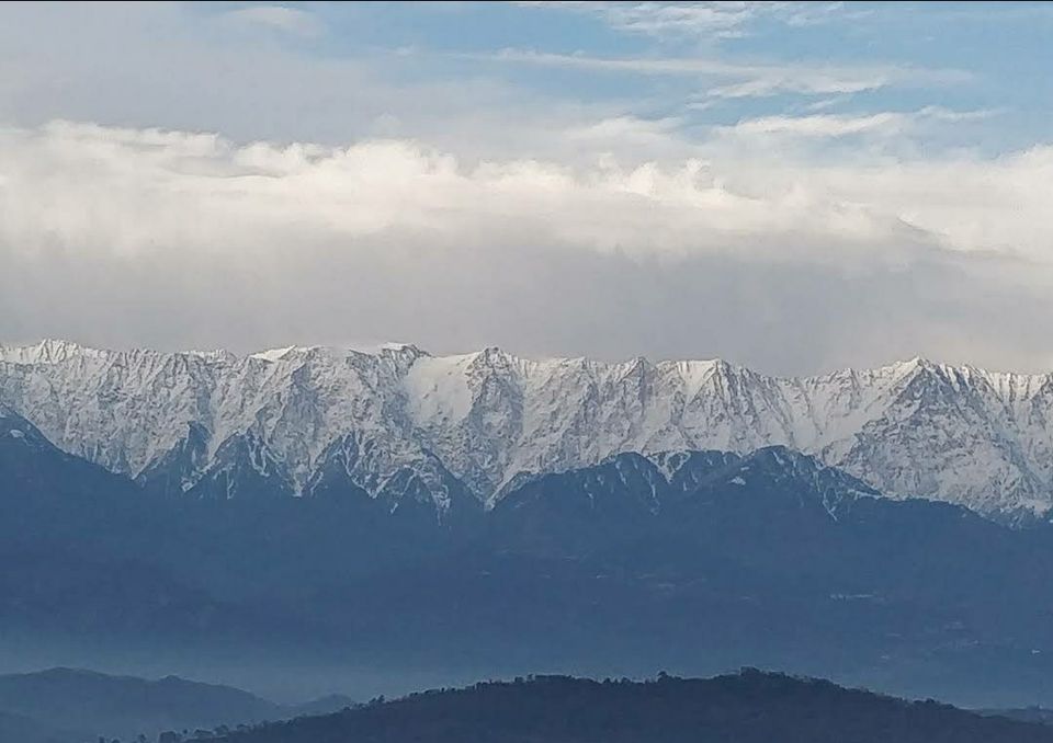 Photo of प्राचीन इतिहास की एक अलग झलक पेश करता हैं पांडवों द्वारा यह अर्धनिर्मित मसरूर मंदिर। by Sachin kumar