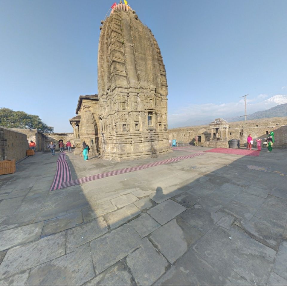Photo of हिमाचल की सोंदर्य से परिपूर्ण पहाड़ियों में है शिव भक्त रावन की तपौ भूमि। बैजनाथ शिव धाम by Sachin walia